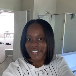 Meet your Posher, Monica